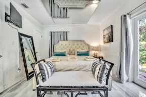 Family Home 2BR Heated Pool, Victoria Park